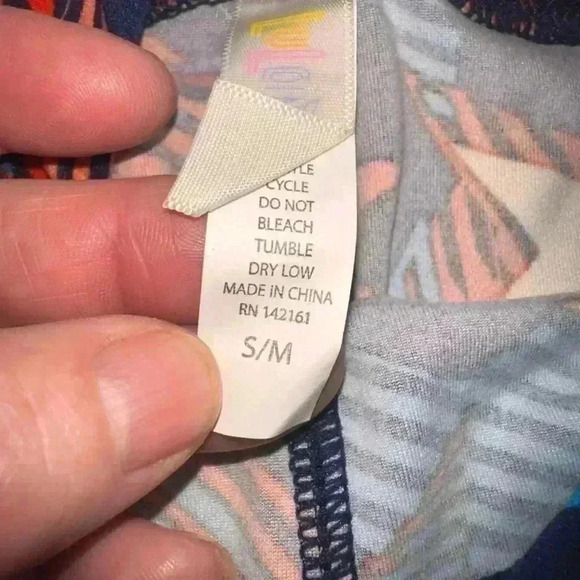 Lularoe kids Sm /Med leggings bundle. 2pair of leggings! Stars & AMERICAN FLAGS - Picture 5 of 7